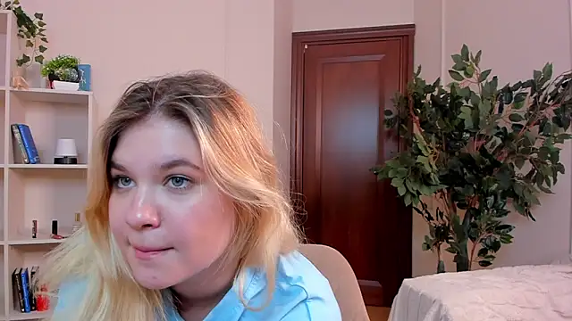LisbethBetz Adlı Modelin Canlı XXX Sohbeti