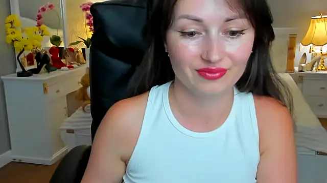 RosiAlina 现场XXX聊天