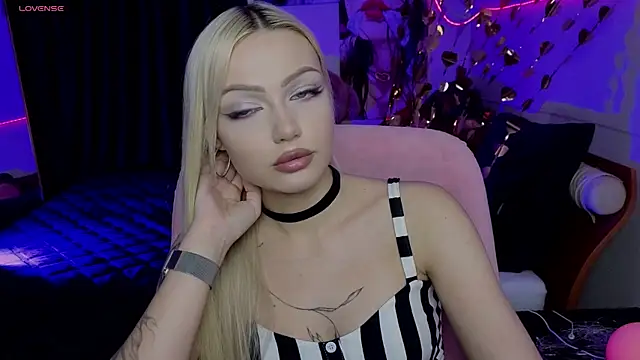 LinaLirian Chat XXX in diretta