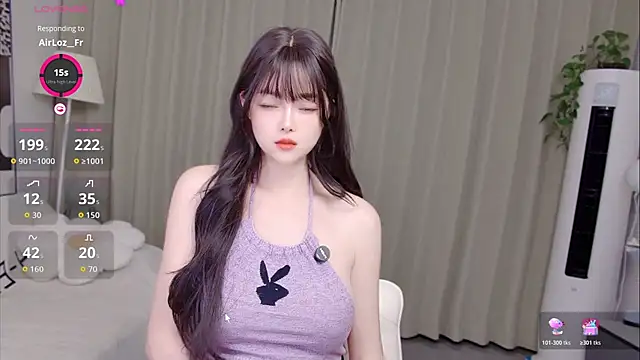 uikyy1 Live XXX-Chat