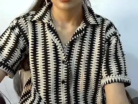 Mehaak_ Adlı Modelin Canlı XXX Sohbeti