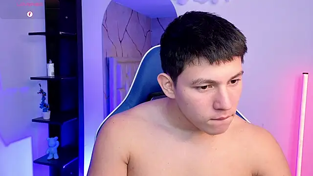 JamesCr_ Webcam-Show