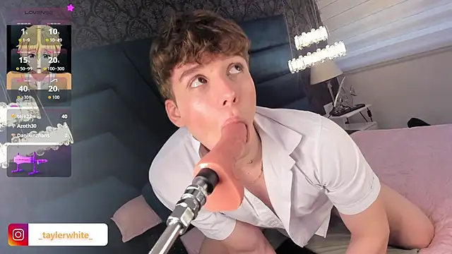 TaylerWhiten Live XXX chat