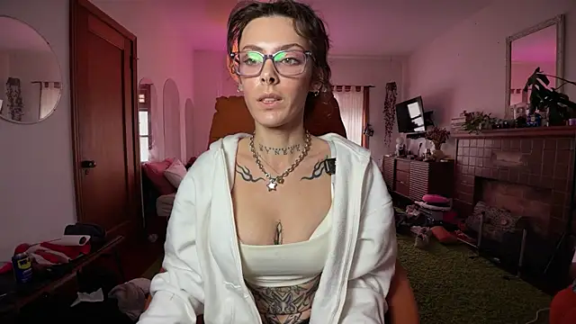 Czat XXX na żywo – GennaJames