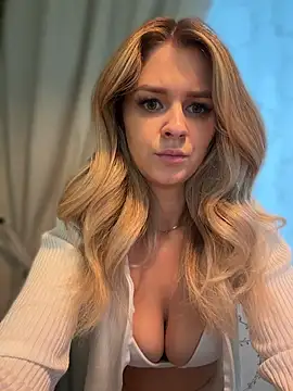 Love_Bri live XXX chat
