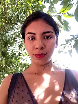 chaparritahot99 Adlı Modelin Canlı XXX Sohbeti