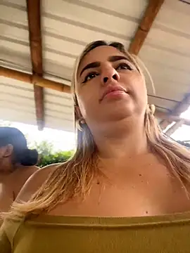 sammyqueenx21 Adlı Modelin Canlı XXX Sohbeti