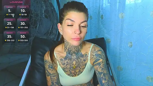 Živý XXX chat tattooedBabyy