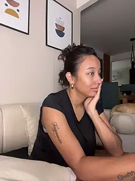 Chat XXX en directo de DianaHopson