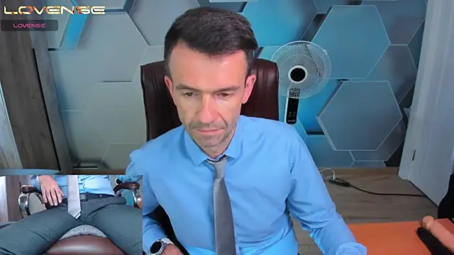 Chat XXX en directo de SteveTiger