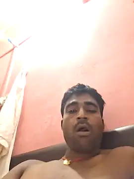 Hot_desi_man12: онлайн-секс-чат