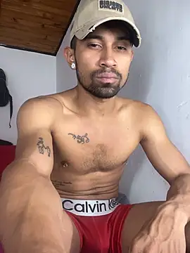 XXX chat uživo modela PullingBarbican