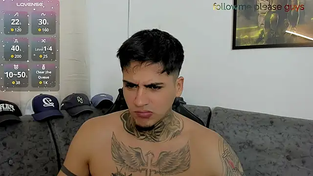 sweetlatinoboy live XXX chat
