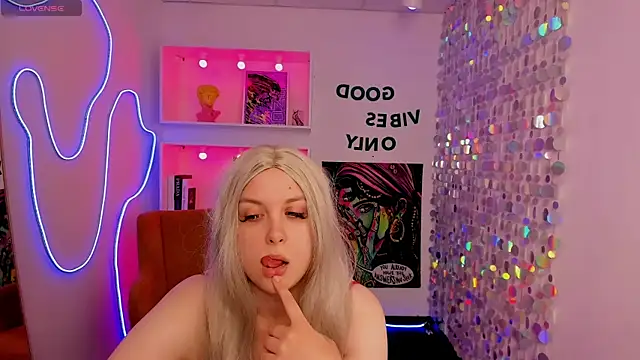 IceDafna's Live XXX Chat