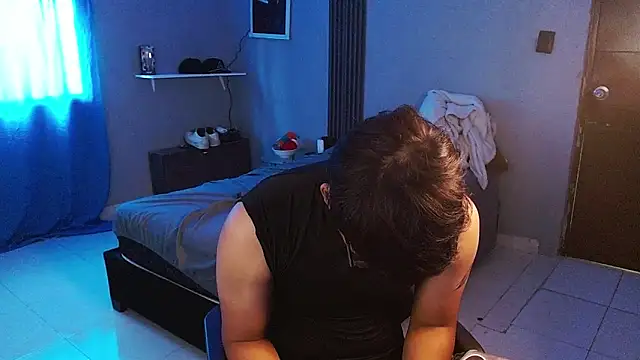 Mr_yisuzz: απευθείας συνομιλία ΧΧΧ