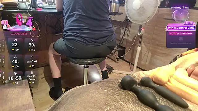 misteryman1956 即時 XXX 聊天