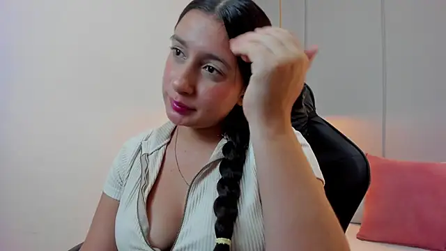 kira_relish Chat XXX in diretta