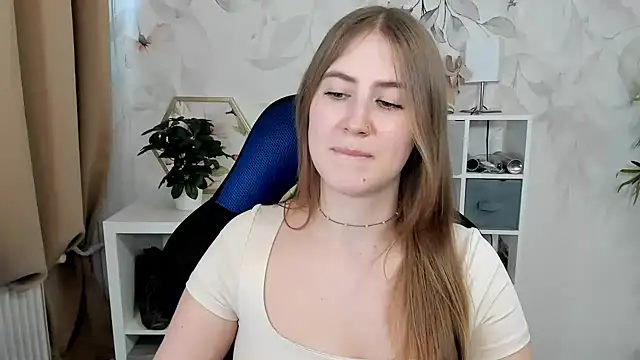 צ'אט XXX בשידור חי של candy_Megan