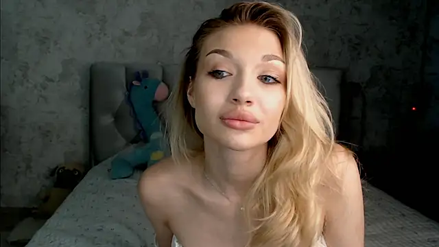 Ella_Milla Chat XXX live
