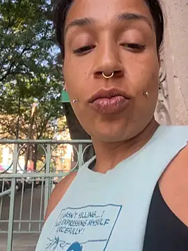 צ'אט XXX בשידור חי של DominicanJojo