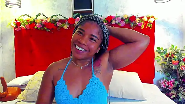 Chat +18 de SilvannaFit ao vivo