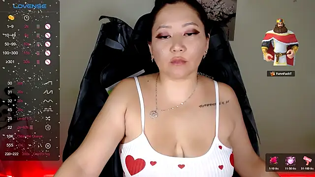 Chat +18 de LisaAsianFlower ao vivo