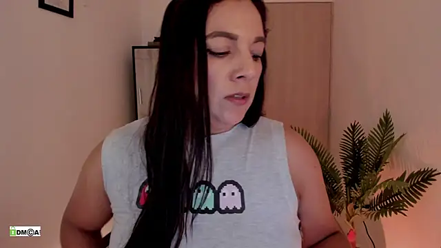 urcute_kitten's Live XXX Chat