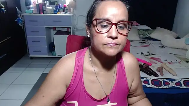 Chat XXX en directo de pervert_mommy_