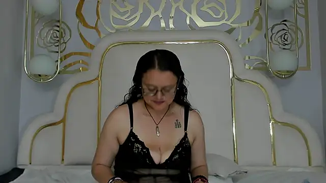 دردشة midnightlust_vc الجنسية المباشرة