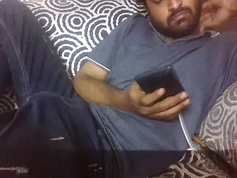 lucknowguy Live XXX Chat