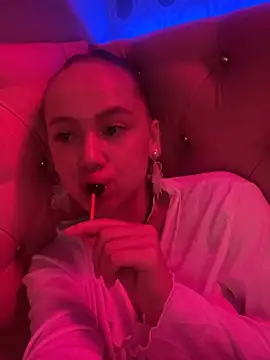 Emi_Sterling's Live XXX Chat