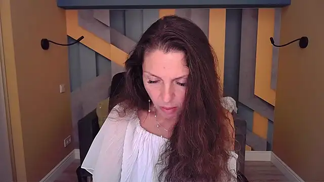EllaLong live XXX chat