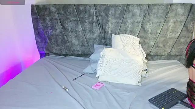 MadisonCollinss_ élő XXX-chatje