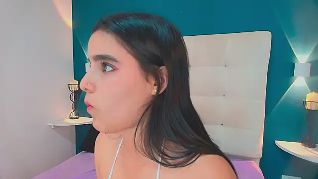 Živý XXX chat MiaaCarter_