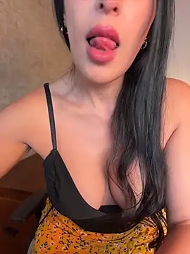 CorinVeil Chat XXX in diretta