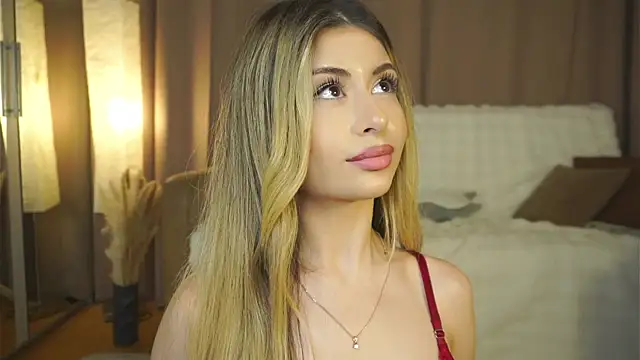 GeorginaHarn's Live XXX Chat