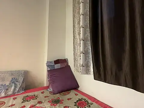 Czat XXX na żywo – Hy_Selahh