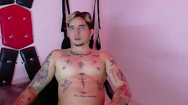 AliceandMax live XXX chat