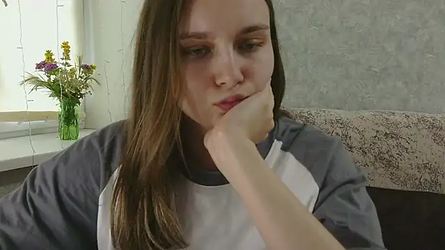 DolcezzaCream's Live XXX Chat