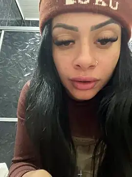 Show de belababyy na webcam