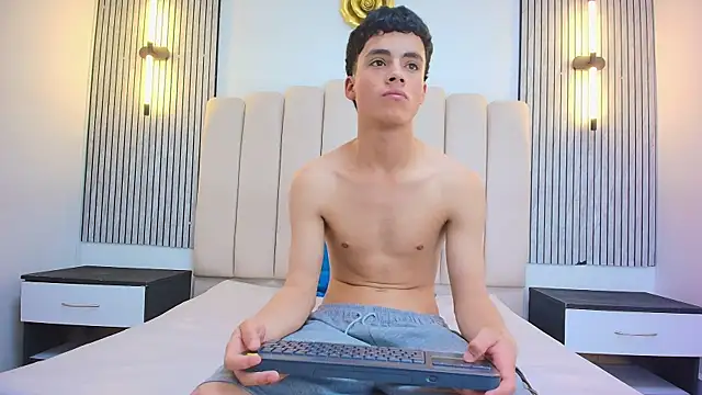 Stiven_Cooper2 – Naživo XXX chat