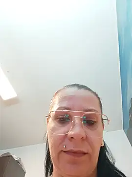 SugarDiamonds live XXX chat