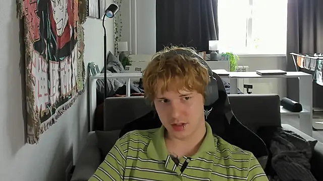 הופעת וובקאם של Benjamin_Bo