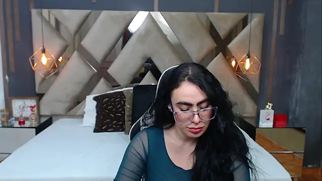 Chatroom XXX en direct de MartinaaFit
