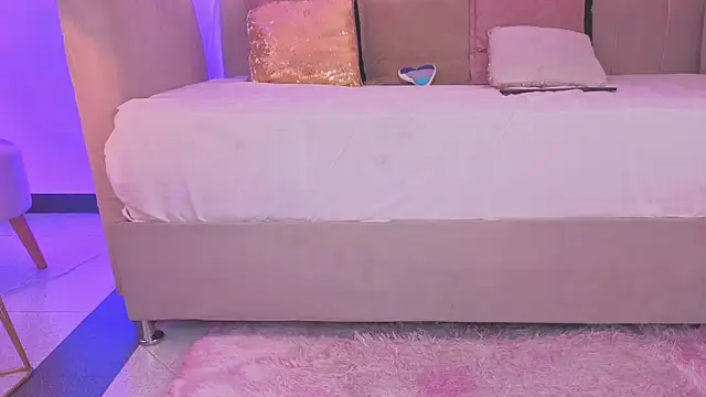 ahri_moon1's Live XXX Chat
