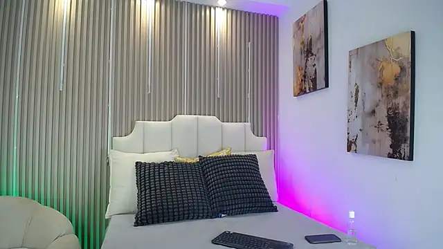 AdrianStark_ Live XXX-chat