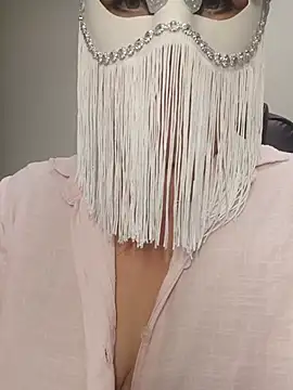 EllaLove2277 élő XXX-chatje