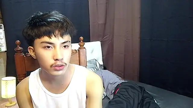 Chat +18 de Urloverhardcock ao vivo