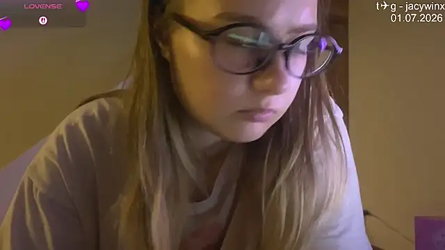 JacyWinslat Chat XXX live