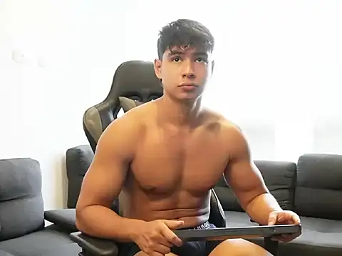 Bray_Kevin Chat XXX live